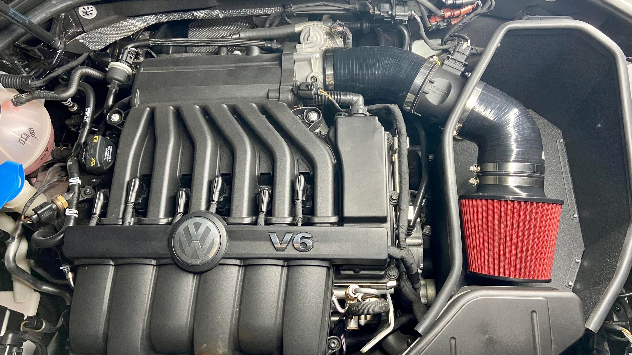 CTS Turbo Air Intake VW Golf 5 R32