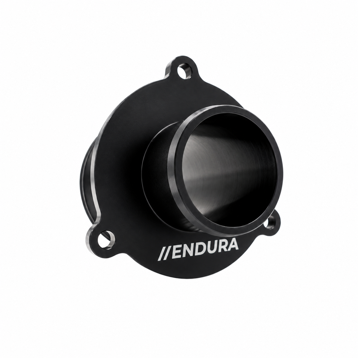 Zwarte Endura turbo muffler delete voor 2.0 TSI MQB, schuin vooraanzicht met drie montagegaten en Endura-logo