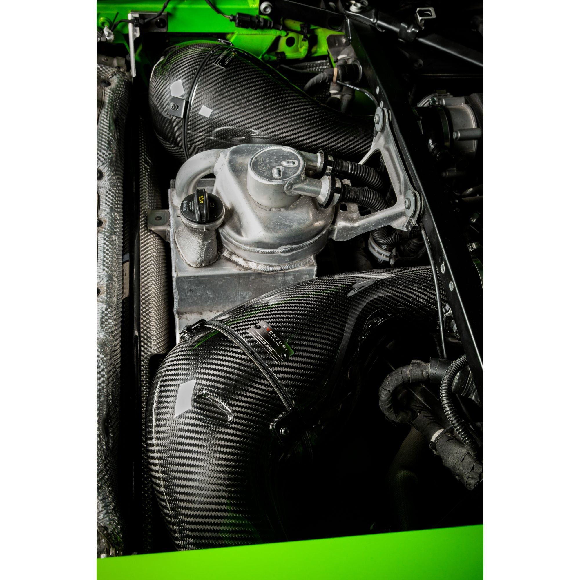 Eventuri Carbon Fiber Intake Audi R8 V10 / Lamborghini Huracan