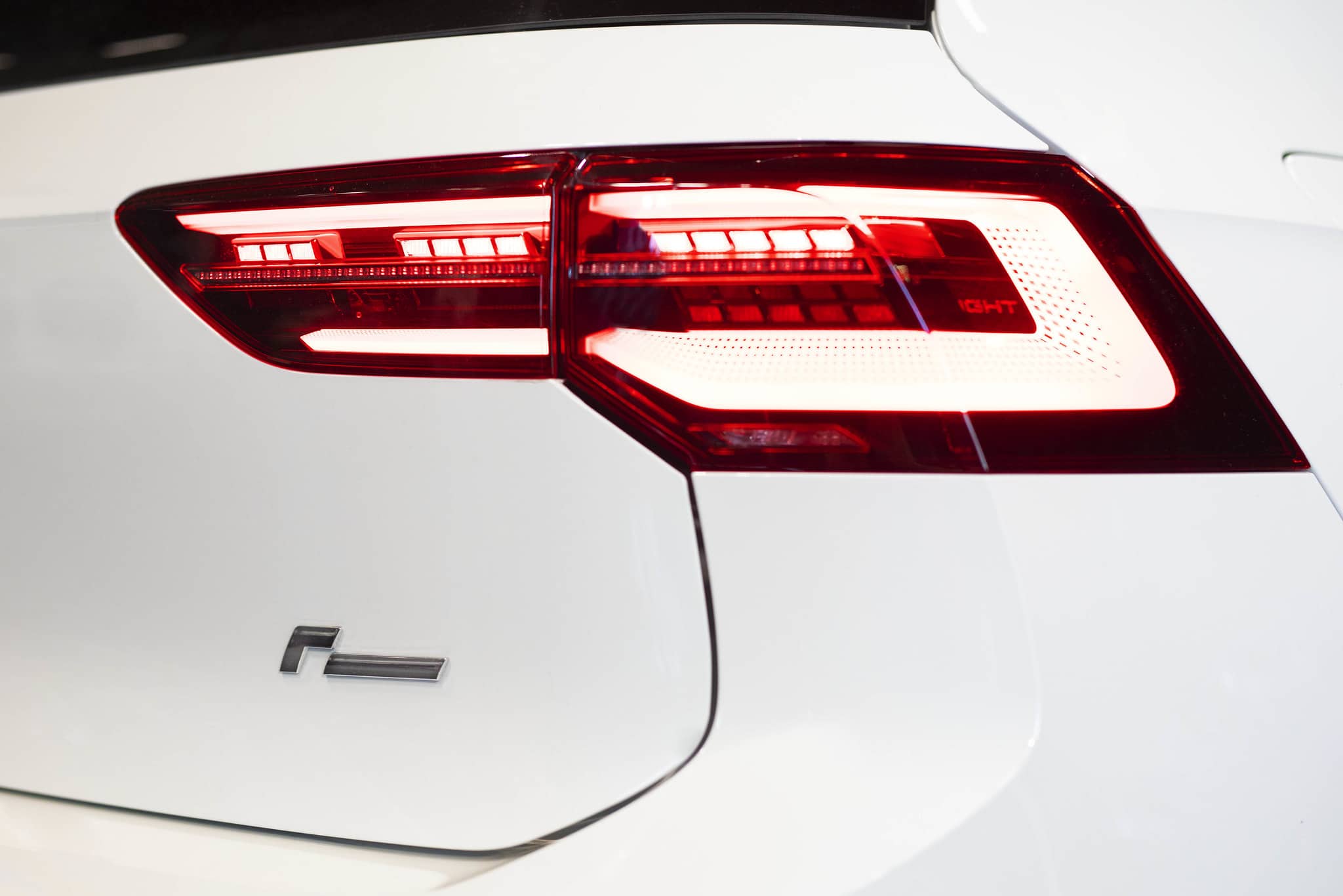 Racingline badge Black Silver 1