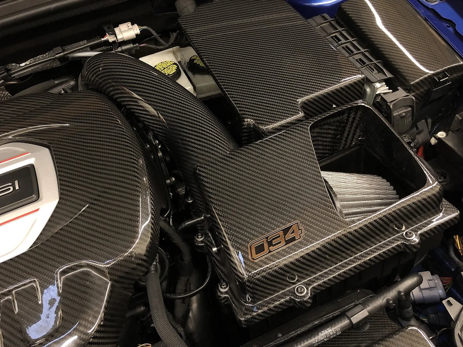 034 Motorsport Carbonfaser-Ansaugstutzen (offen) 1.8T 2.0T 06