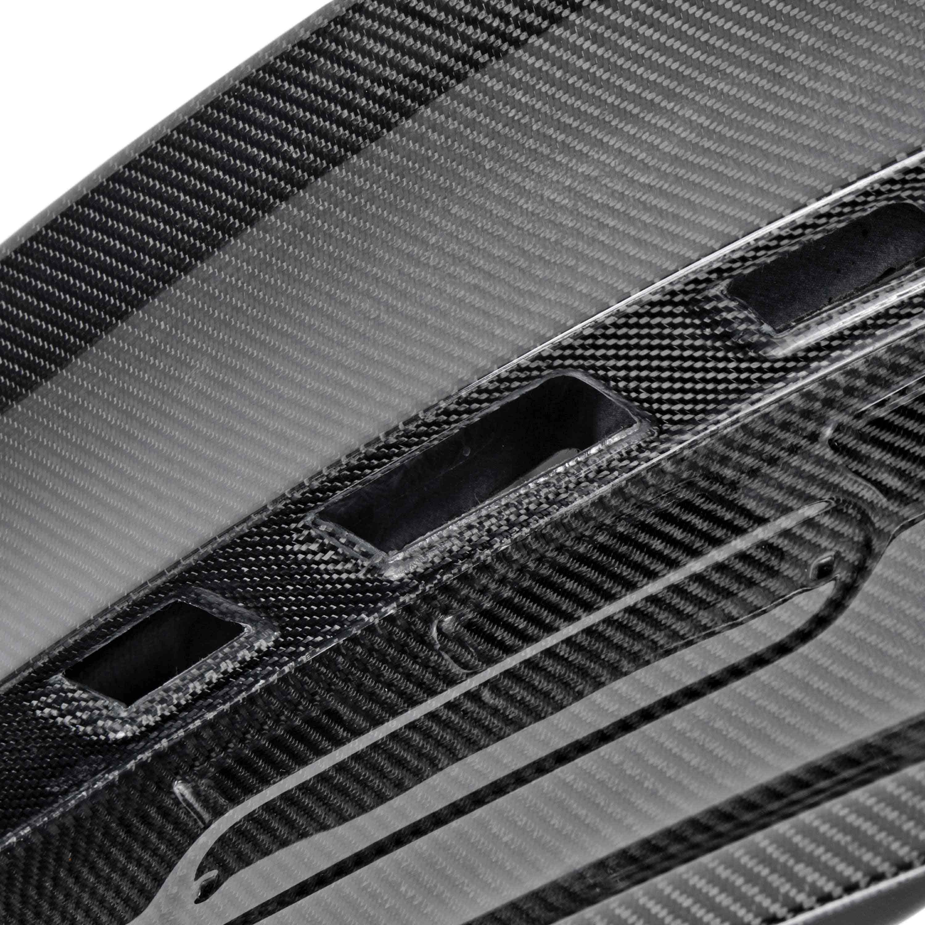 Seibon CSL Style kofferdeksel BMW 335i / M3 E92