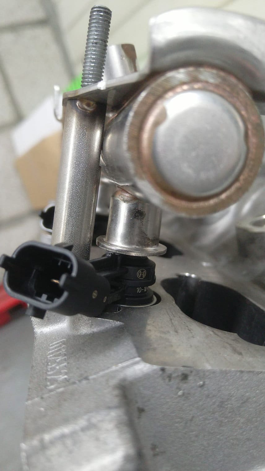 Kit Injecteur Bosch 600CV VW Golf 5 GTI 6R 2.0 TFSI EA113 3