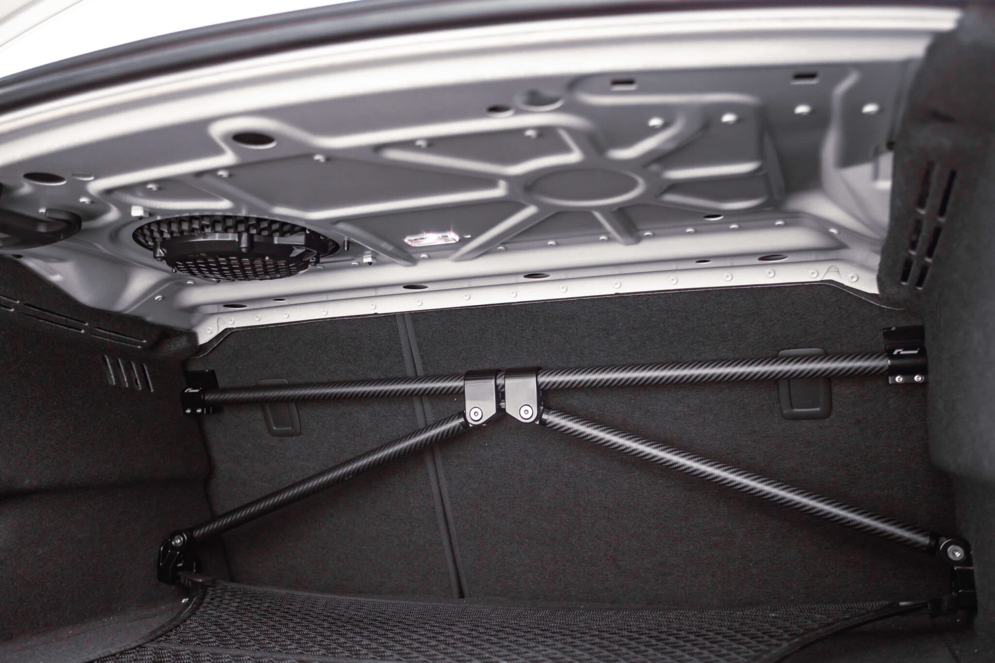 Supporto posteriore Racingline in carbonio Audi A3 S3 RS3 8V 3