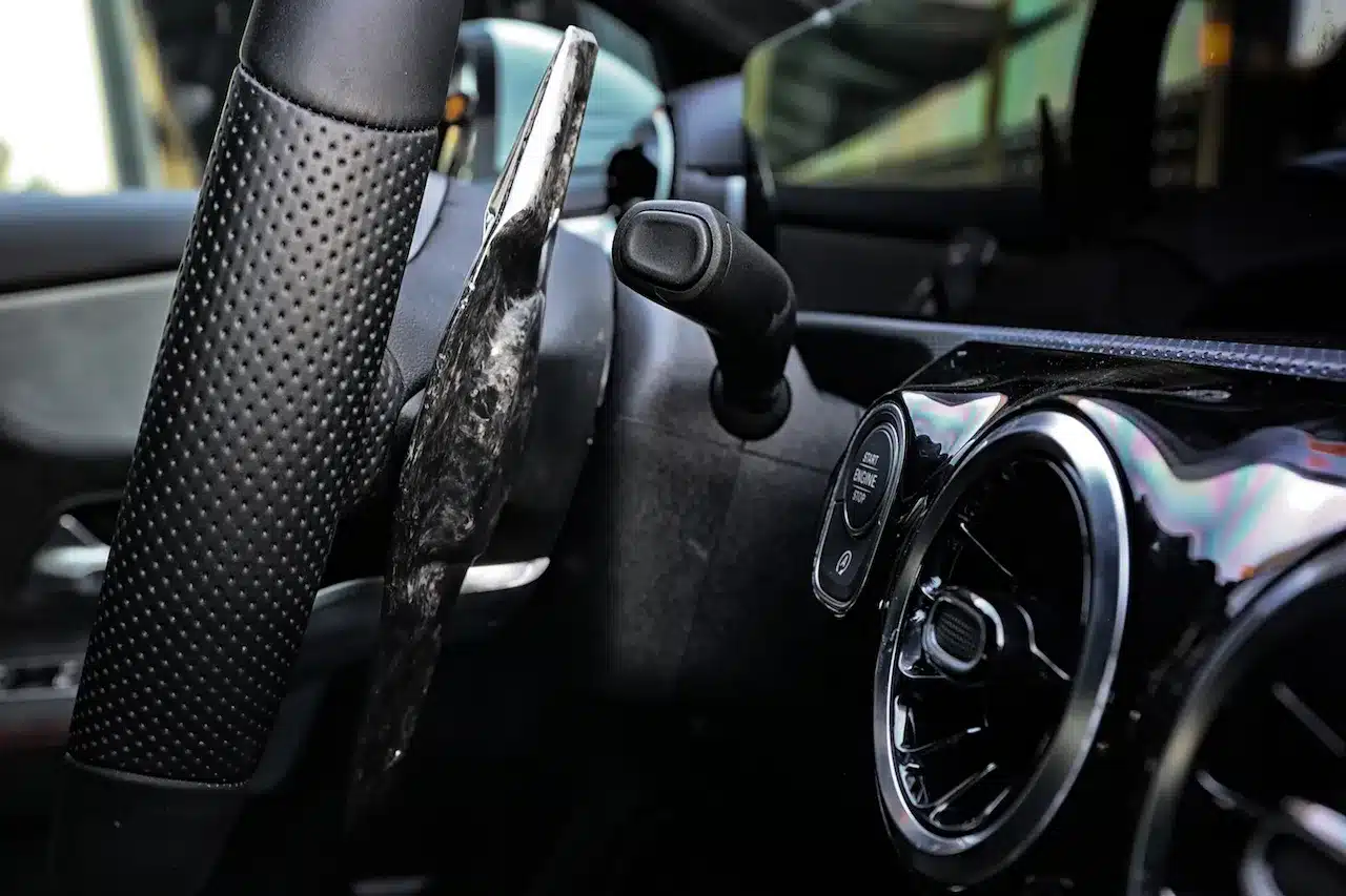 Levas de Cambio Armaspeed Carbono Mercedes AMG Línea 4