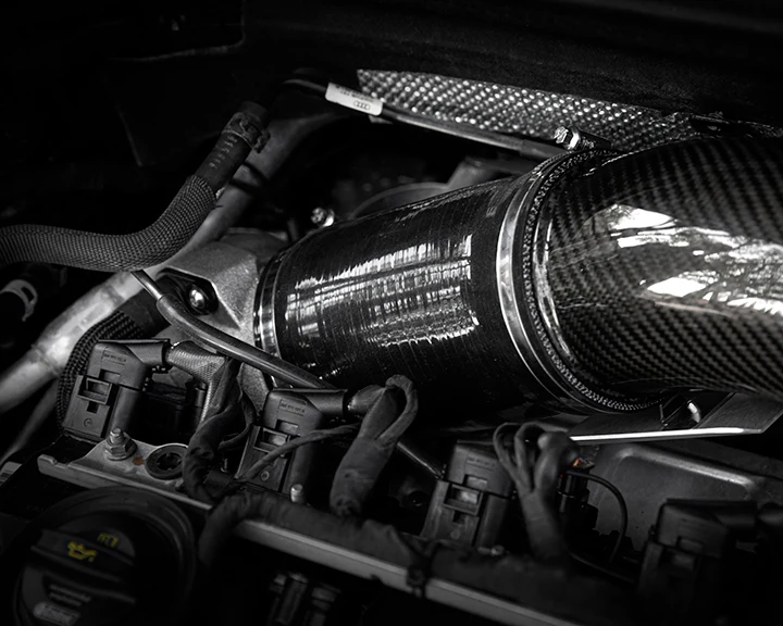 IE Silicone Adapter Turbo Inlaten met Carbon Intake Audi 2.5T 03