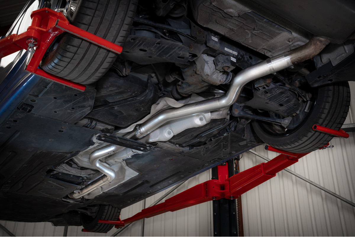 Sistema trasero Scorpion Cat BMW F32 F33 F36 440i 03