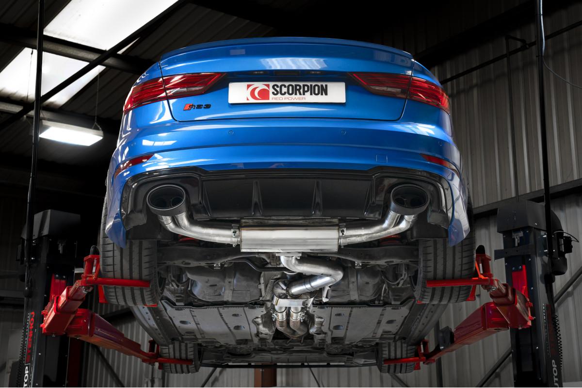 Sistema de escape Scorpion Performance Audi RS3 8V Berlina 03